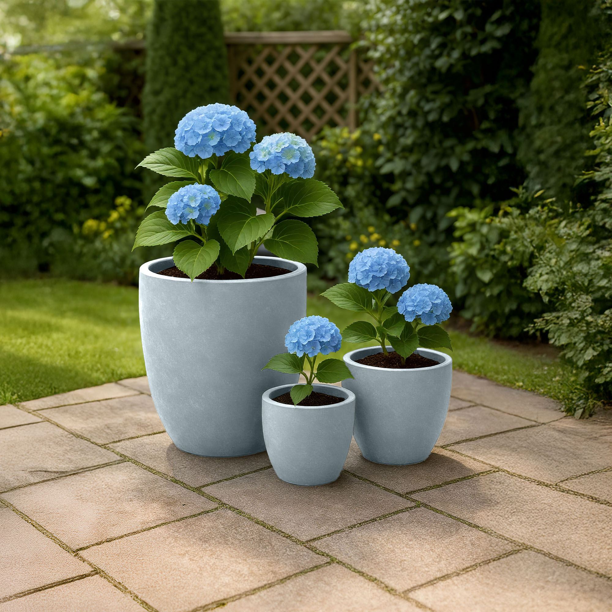 Set van 3 ronde plantenbakken 1