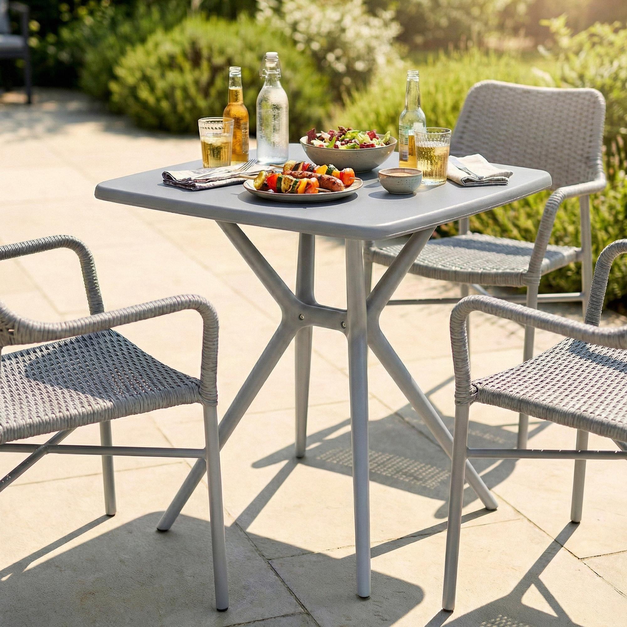 Tuintafel Becky