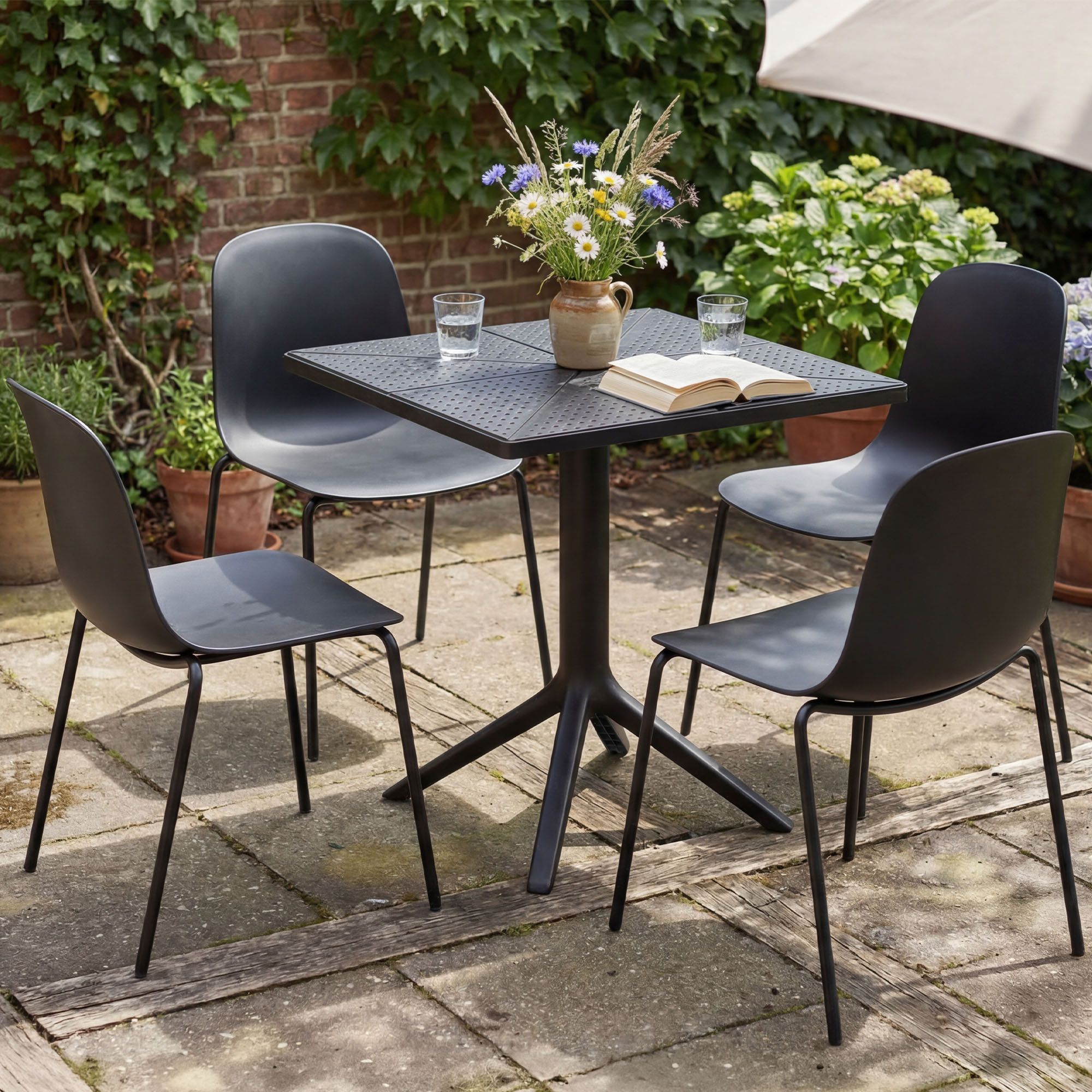 Tuinmeubelset Nerra met 4 stoelen
