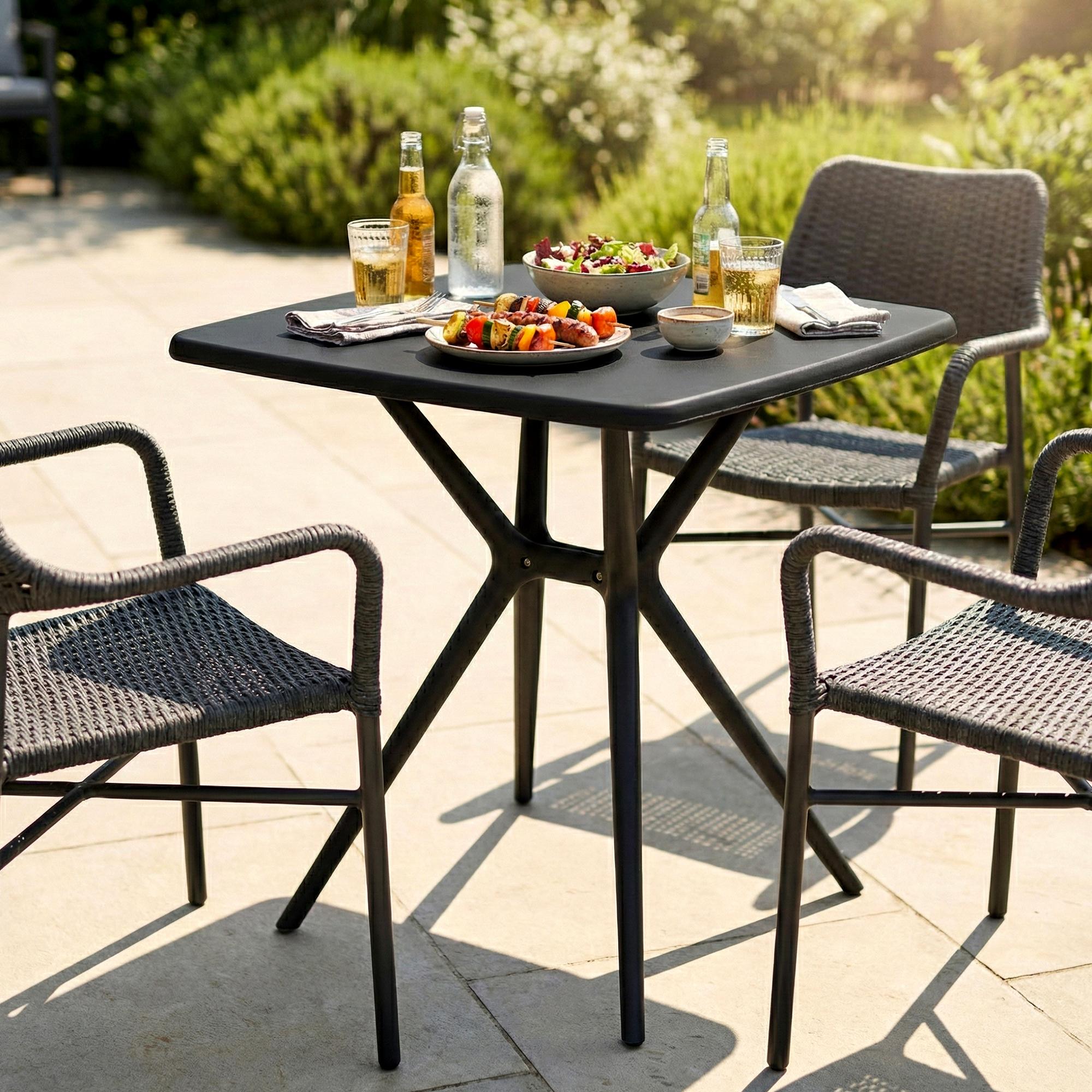 Tuintafel Becky